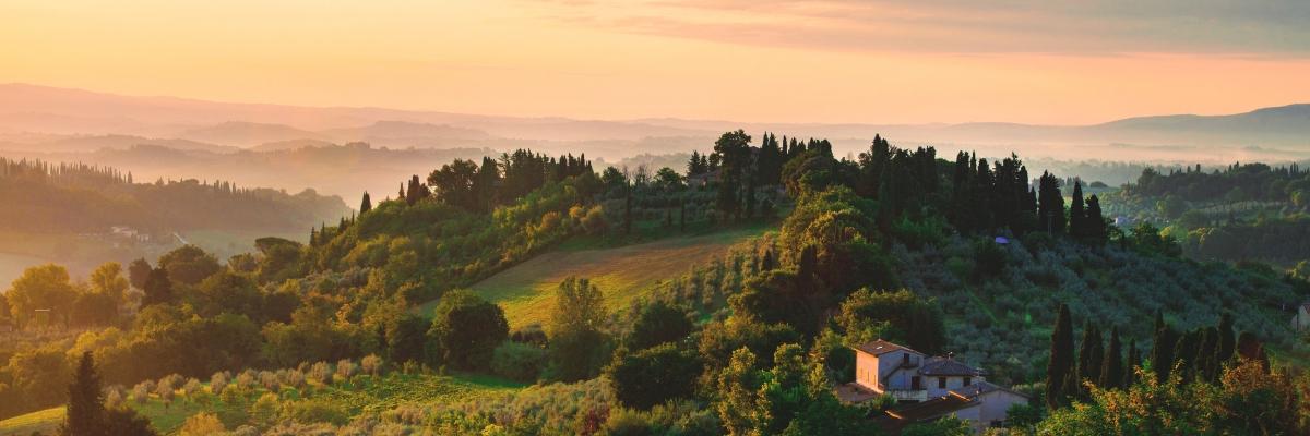 Save on Cosmos Italy tours! - background banner